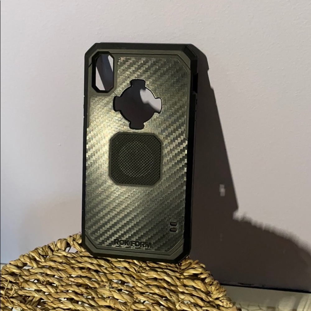 Rokform IPhone 11 XR case